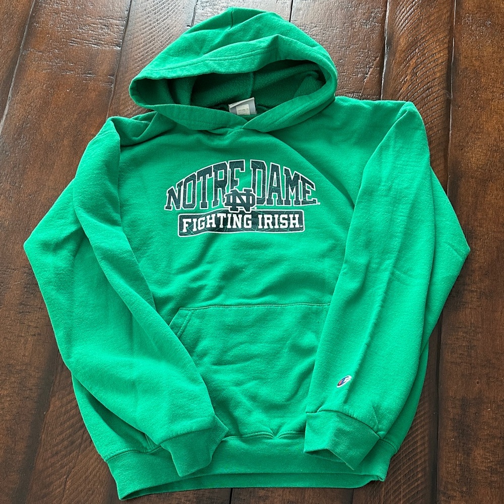 Green Notre Dame Sweatshirt - Youth XL - Fits 
Like a Large